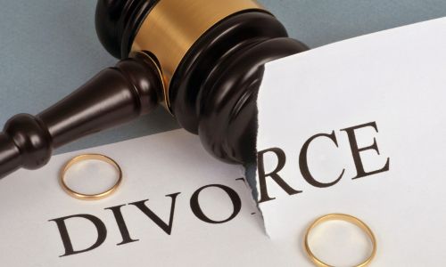 Choosing the Right Divorce Lawyer in India: Complete Guide